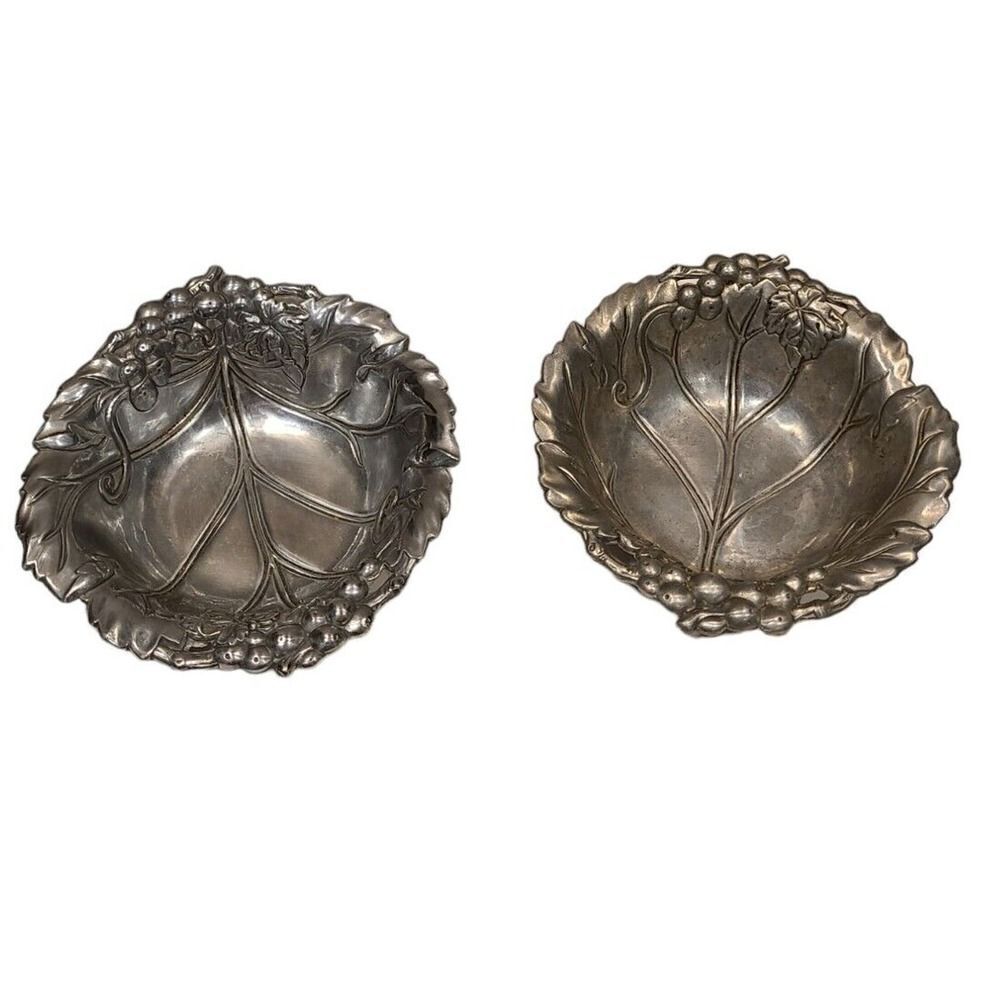 1999 Arthur Court Aluminum Grape Leaf Nut Dish 6" Set of 2 Vintage GUC